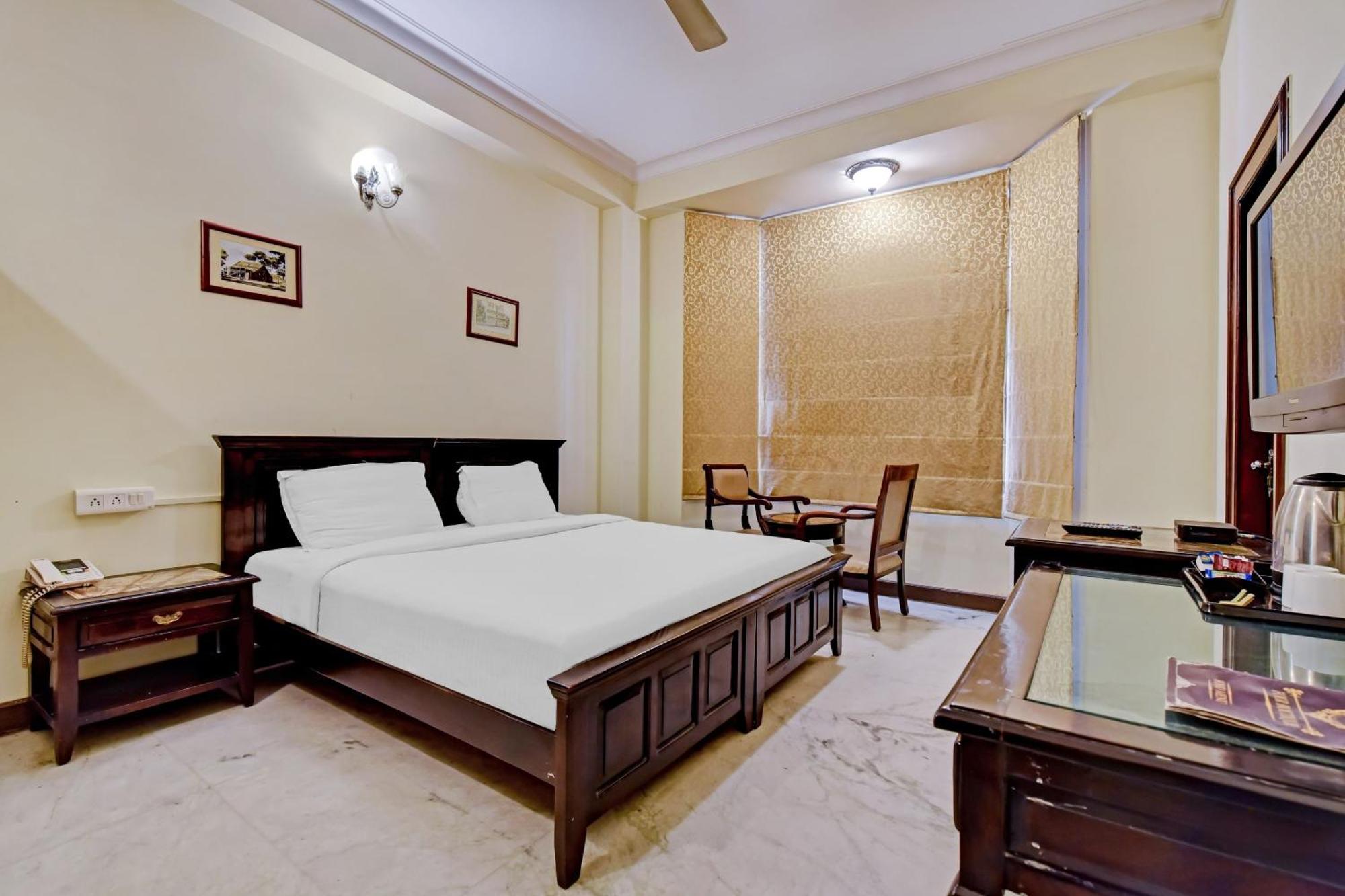 Collection O Hotel Four Boutique Kukas Kültér fotó
